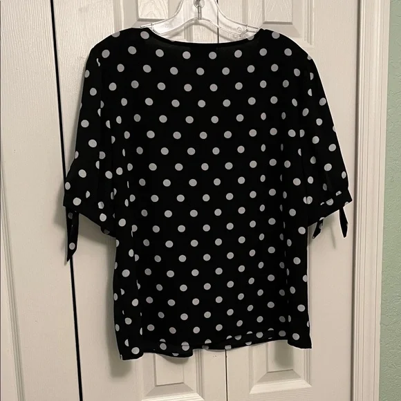 CeCe Black and White Polka Dot Blouse v neck - Picture 6 of 6